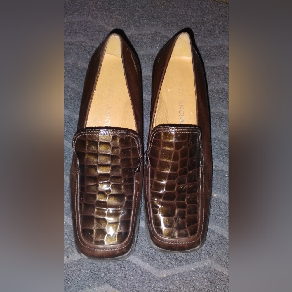 Brown Crocodile Pattern Loafers